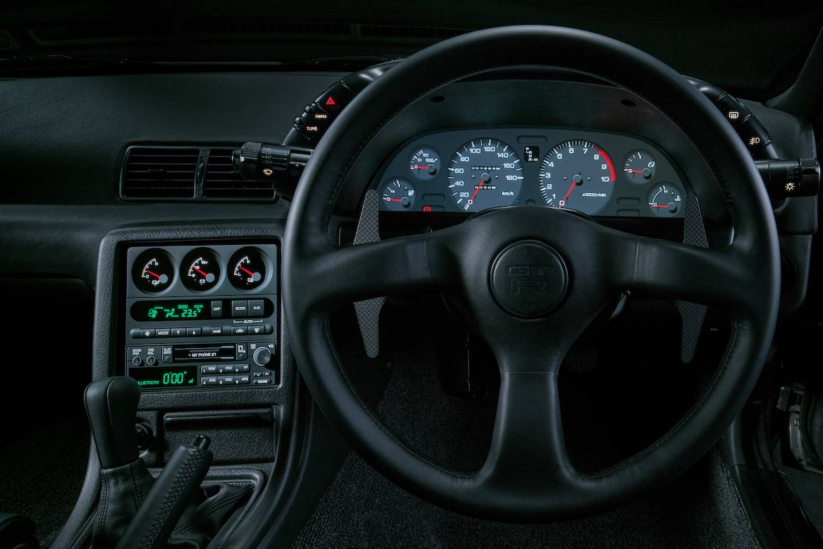 Nissan R32 EV interior